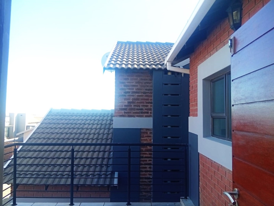 4 Bedroom Property for Sale in Heuwelsig Free State